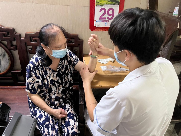 Yên tâm khám bệnh tại nhà cùng bác sĩ Bệnh viện Hữu nghị - Ảnh 1.