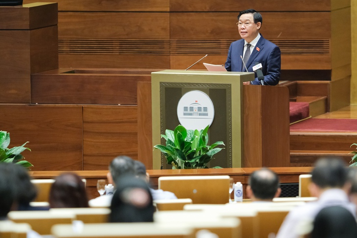 Chủ tịch Quốc hội yêu cầu ĐBQH chuyên trách thảo luận 6 nhóm vấn đề của dự án Luật Khám bệnh, chữa bệnh (sửa đổi) - Ảnh 2.