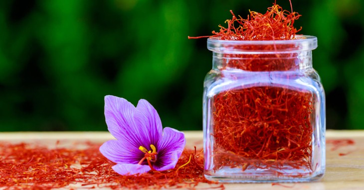 5 lợi ích sức khỏe vô cùng tuyệt vời của saffron (nhuỵ hoa nghệ tây) - Ảnh 1. 5 lợi ích sức khỏe vô cùng tuyệt vời của saffron (nhuỵ hoa nghệ tây) - Ảnh 1.