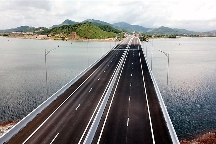 Quảng Ninh: Cao tốc Vân Đồn-Móng Cái bị đánh cắp 3000 met cáp - Ảnh 2.