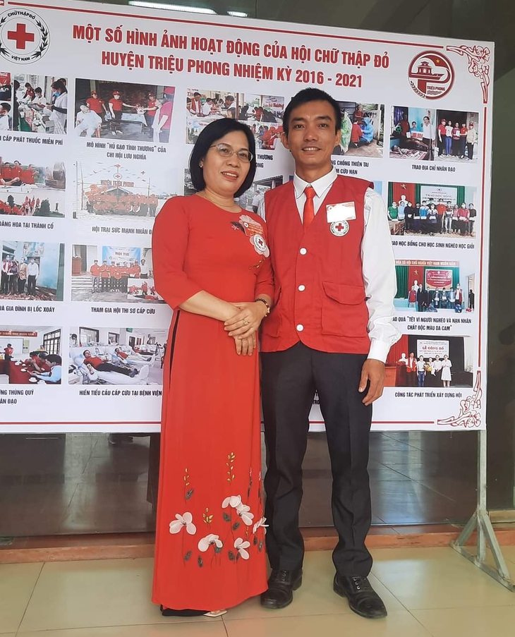 Thầy giáo nhiệt huyết công việc, đam mê hiến máu, hăng hái thiện nguyện - Ảnh 2. Thầy giáo nhiệt huyết công việc, đam mê hiến máu, hăng hái thiện nguyện - Ảnh 2.
