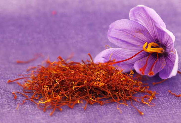 5 lợi ích sức khỏe vô cùng tuyệt vời của saffron (nhuỵ hoa nghệ tây) - Ảnh 4. 5 lợi ích sức khỏe vô cùng tuyệt vời của saffron (nhuỵ hoa nghệ tây) - Ảnh 4.