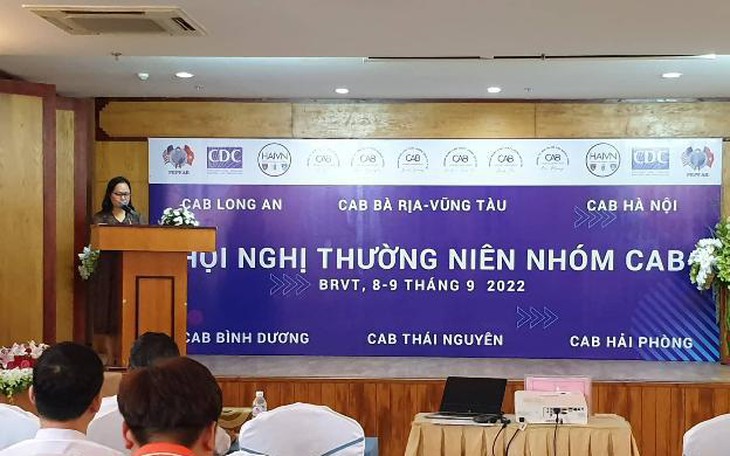 Chia sẻ kinh nghiệm nhóm hỗ trợ nâng cao chất lượng dịch vụ - CAB, phòng chống HIV/AIDS