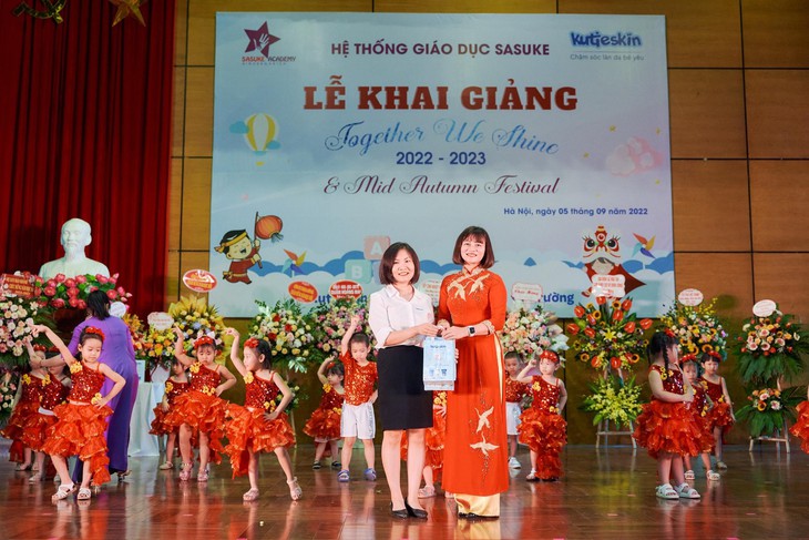 Phát động chiến dịch “Trung thu cho bé” tại các điểm trường học và bệnh viện nhi trên toàn quốc - Ảnh 1. Phát động chiến dịch “Trung thu cho bé” tại các điểm trường học và bệnh viện nhi trên toàn quốc - Ảnh 1.