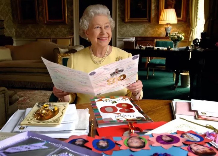 Nữ hoàng Anh Elizabeth II: Cuộc đời qua ảnh - Ảnh 32.