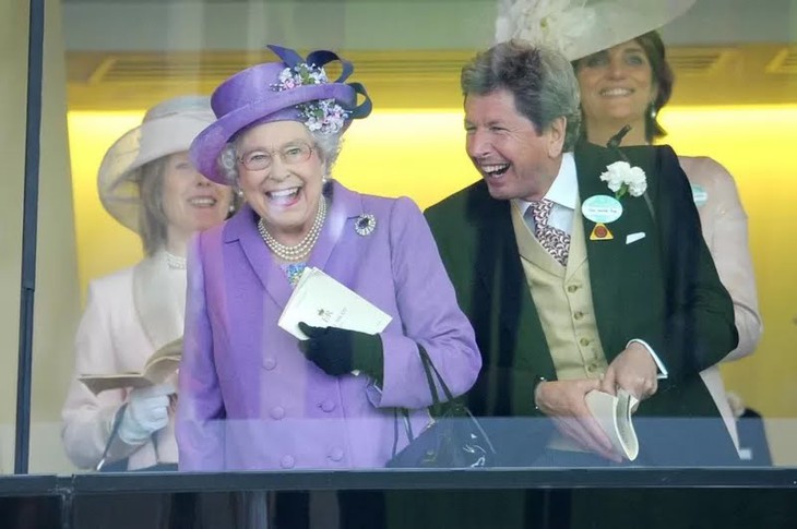Nữ hoàng Anh Elizabeth II: Cuộc đời qua ảnh - Ảnh 34.