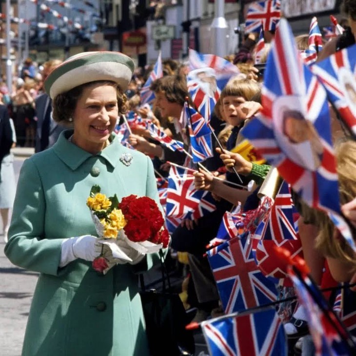 Nữ hoàng Anh Elizabeth II: Cuộc đời qua ảnh - Ảnh 26.