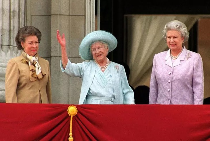 Nữ hoàng Anh Elizabeth II: Cuộc đời qua ảnh - Ảnh 29.