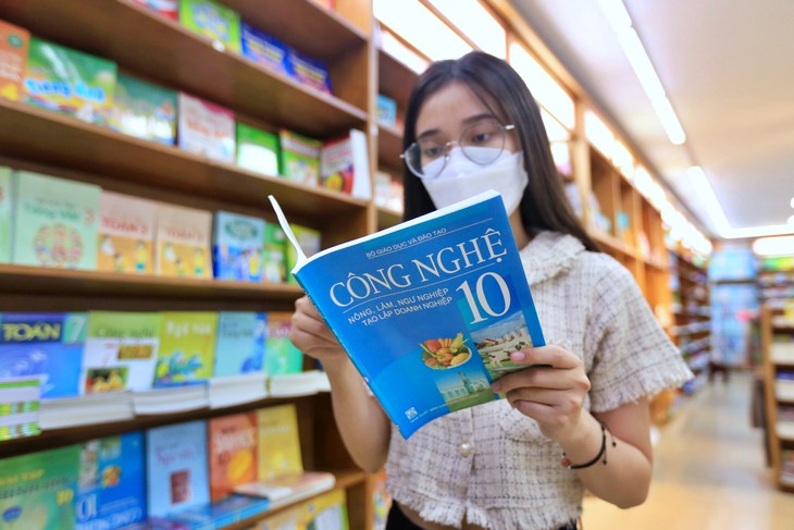 Những văn bản làm "dậy sóng" dư luận của Bộ Giáo dục và Đào tạo - Ảnh 4.