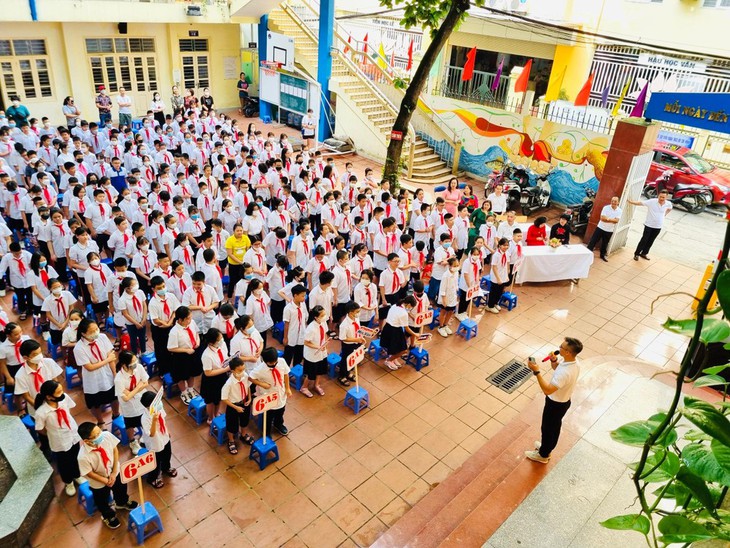 Hà Nội dự kiến hỗ trợ 50% học phí năm học 2022-2023 - Ảnh 2.