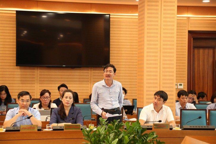 Hà Nội: Nhiều khu vực ngập sâu ở huyện Chương Mỹ vẫn đang chờ nước rút - Ảnh 1.