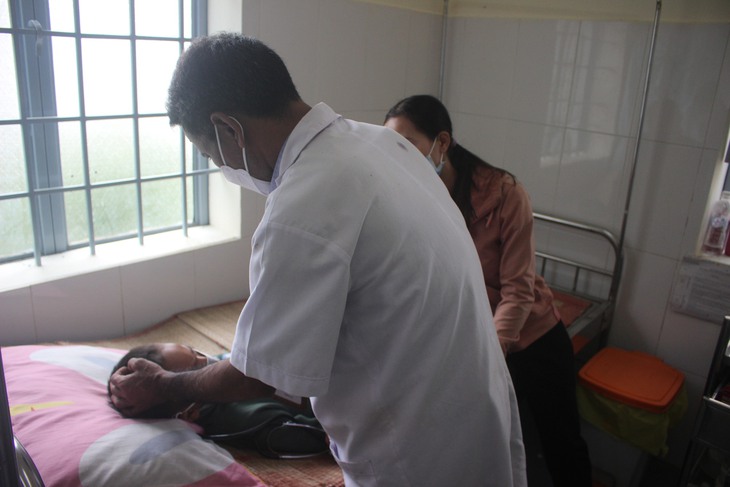 Người bác sĩ nhân lên những khát vọng - Ảnh 2.
