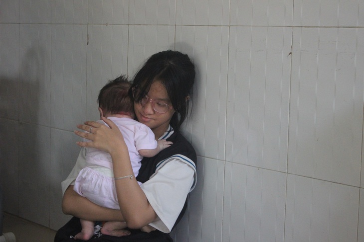 Người lặng thầm gieo tình yêu thương, bác ái - Ảnh 3. Người lặng thầm gieo tình yêu thương, bác ái - Ảnh 3.