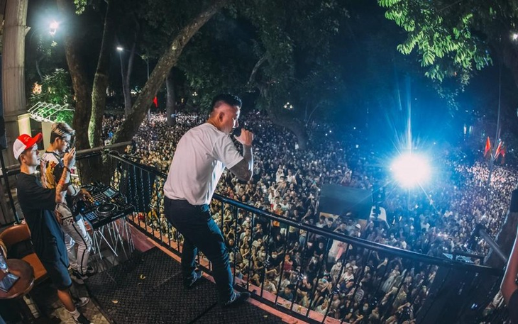 Ca sĩ Tuấn Hưng lên tiếng khi bị phạt vì tổ chức liveshow không xin phép - Ảnh 2.