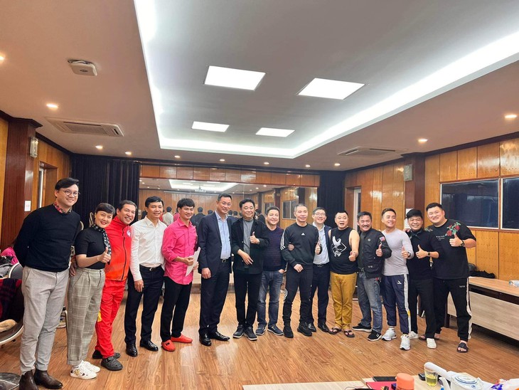 MC Thành Trung "tái xuất" trong Táo Quân 2023 sau 9 năm vắng bóng - Ảnh 3.
