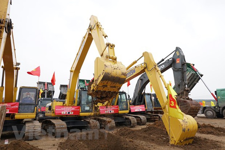 Đồng loạt khởi công 12 dự án cao tốc Bắc-Nam giai đoạn 2021-2025 - Ảnh 1.