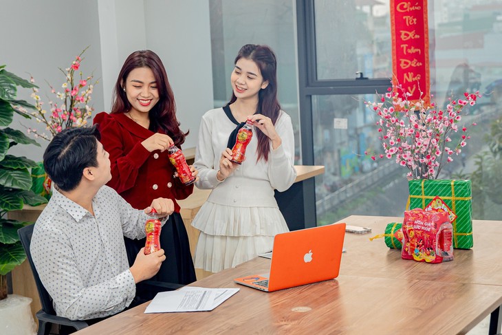 Về quê ăn Tết: Cách giải nóng trong người khỏi bia rượu ngày Tết - Ảnh 3.