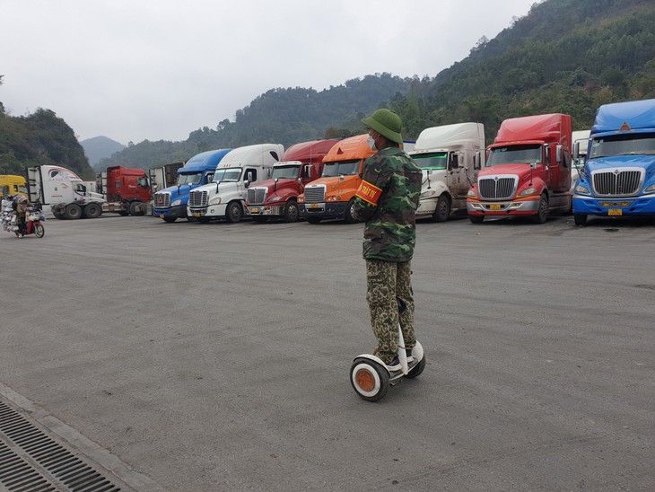 Những tín hiệu vui về hoạt động thông quan hàng hóa qua các cửa khẩu Việt - Trung - Ảnh 2. Những tín hiệu vui về hoạt động thông quan hàng hóa qua các cửa khẩu Việt - Trung - Ảnh 2.