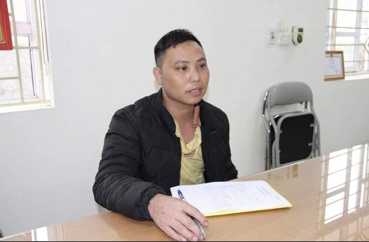 Bắt giữ nghi phạm đâm chết người trong đám cưới rồi lẩn trốn trong hang núi - Ảnh 2. Bắt giữ nghi phạm đâm chết người trong đám cưới rồi lẩn trốn trong hang núi - Ảnh 2.