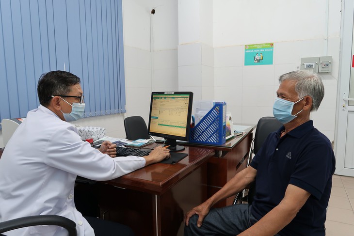 Tưởng đau lưng, người đàn ông phát hiện bệnh ung thư thận - Ảnh 3.