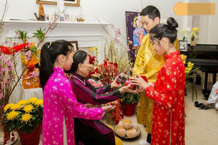 Những tuổi xông nhà Tết Quý Mão 2023 đem lại nhiều tài lộc, may mắn - Ảnh 1. Những tuổi xông nhà Tết Quý Mão 2023 đem lại nhiều tài lộc, may mắn - Ảnh 1.
