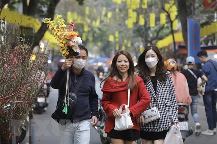 Pháo hoa Xuân Quý Mão: Rực sáng sắc màu của niềm tin và hy vọng - Ảnh 3. Pháo hoa Xuân Quý Mão: Rực sáng sắc màu của niềm tin và hy vọng - Ảnh 3.
