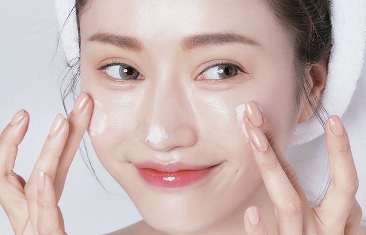 5 cách trị da dầu hết nhờn bóng - Ảnh 1.