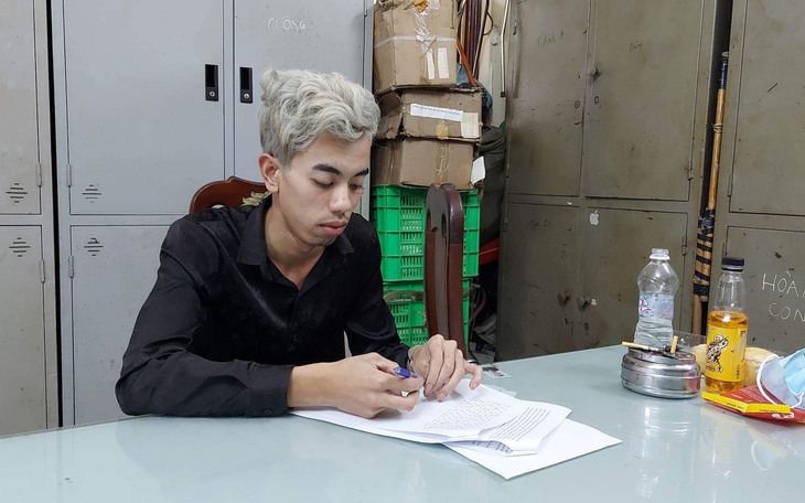 Nghi phạm đâm bạn gái tử vong trên vỉa hè ở Hà Nội khai gì?