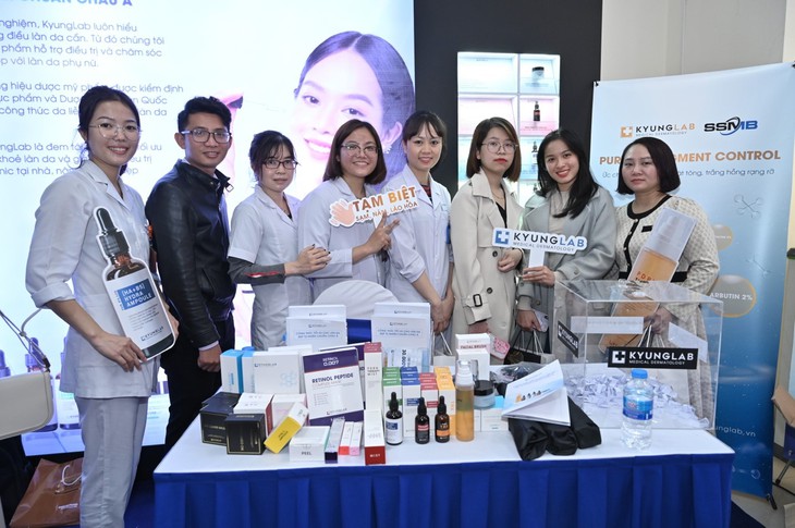 Thương hiệu mỹ phẩm cao cấp Hàn Quốc tham gia hội nghị khoa học chuyên ngành da liễu - Ảnh 1. Thương hiệu mỹ phẩm cao cấp Hàn Quốc tham gia hội nghị khoa học chuyên ngành da liễu - Ảnh 1.