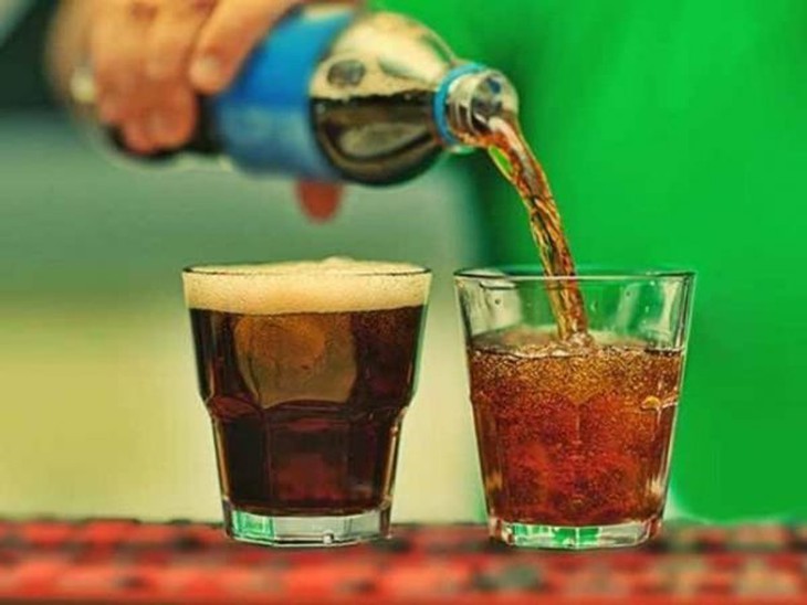 Không chỉ gây béo phì và đái tháo đường, đồ uống có đường còn gây rụng tóc ở nam giới - Ảnh 2.