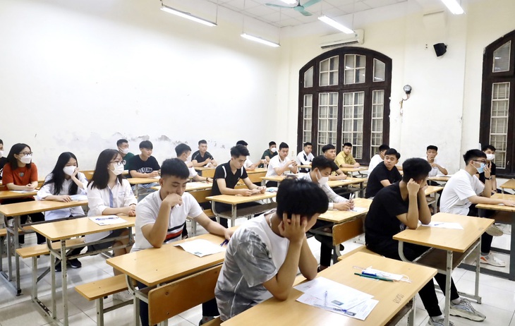 Năm 2023, Đại học Quốc gia Hà Nội tăng lệ phí thi đánh giá năng lực thế nào? - Ảnh 2. Năm 2023, Đại học Quốc gia Hà Nội tăng lệ phí thi đánh giá năng lực thế nào? - Ảnh 2.