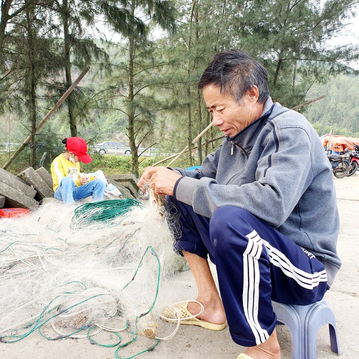 Ngư dân Hà Tĩnh trúng "lộc biển" đầu năm - Ảnh 4.