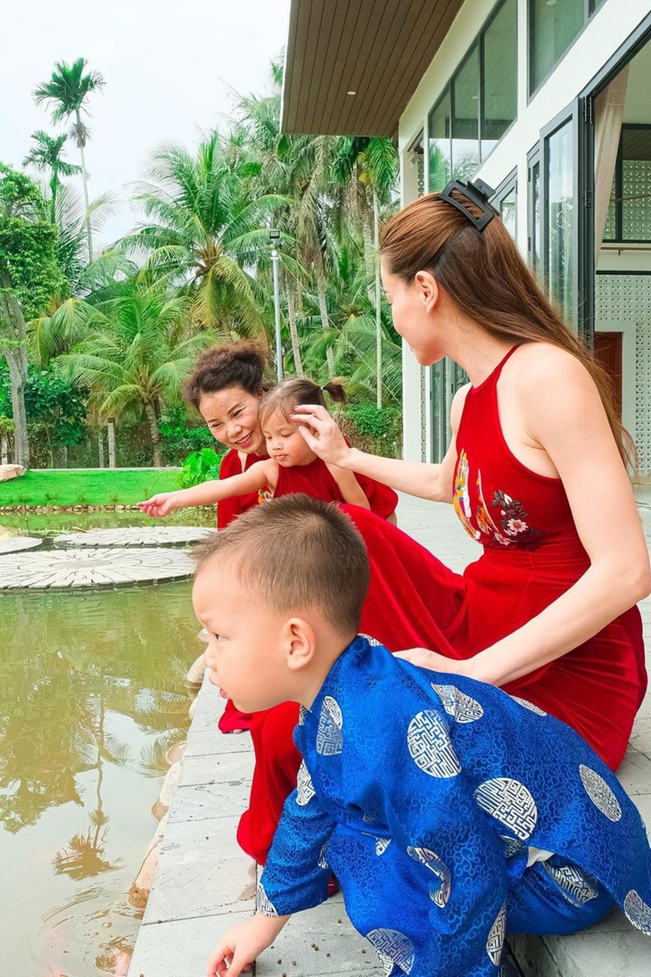 Nhà Hồ Ngọc Hà đi du xuân biệt phủ rộng gần 14.000 m2: Vẻ ngoài của cặp song sinh khiến khán giả bật cười - Ảnh 4. Nhà Hồ Ngọc Hà đi du xuân biệt phủ rộng gần 14.000 m2: Vẻ ngoài của cặp song sinh khiến khán giả bật cười - Ảnh 4.