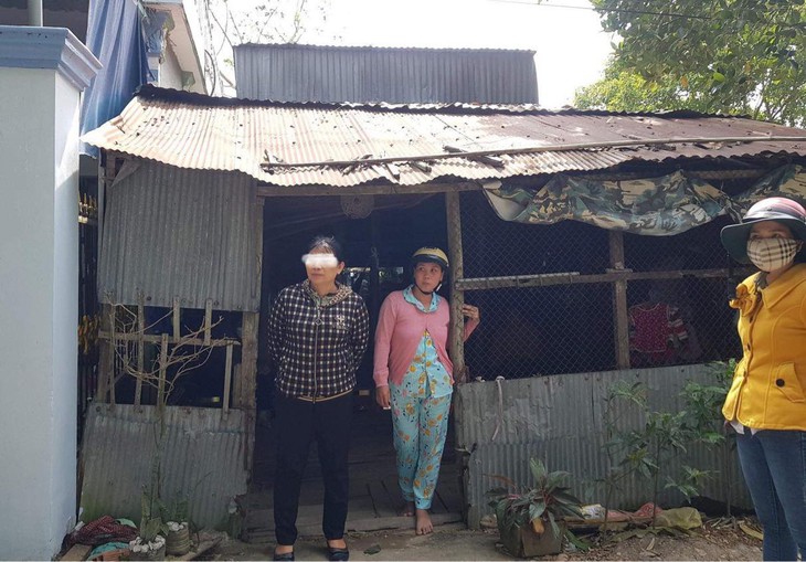 Xót xa hoàn cảnh khốn khó của gia đình bé trai rơi xuống trụ bê tông ở Đồng Tháp - Ảnh 2. Xót xa hoàn cảnh khốn khó của gia đình bé trai rơi xuống trụ bê tông ở Đồng Tháp - Ảnh 2.