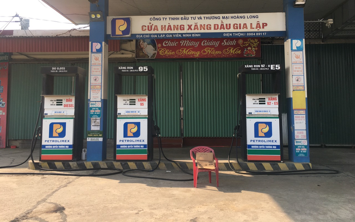 Phát hiện nhiều cửa hàng xăng dầu ngừng bán hàng không lý do