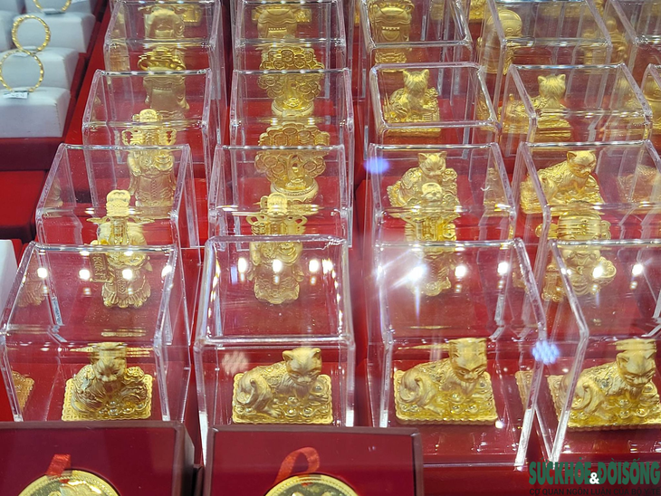 Nhiều mẫu vàng linh vật mèo tài lộc độc đáo "hút khách" ngày vía Thần Tài 2023 - Ảnh 6.