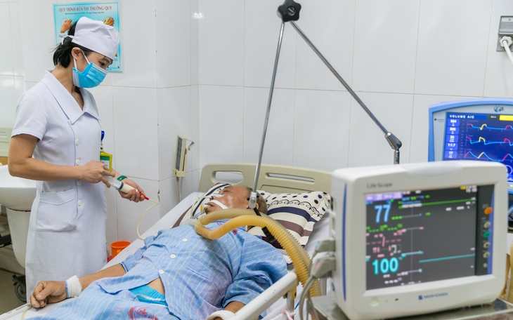 Bộ Y tế: Tăng cường bảo vệ người bệnh thuộc nhóm nguy cơ cao, hạn chế lây lan dịch trong bệnh viện