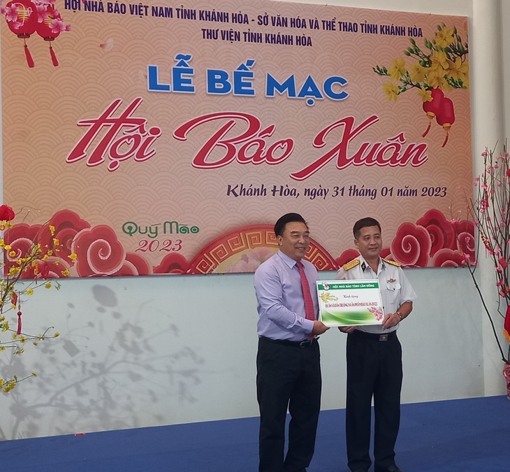 Khánh Hòa: Hàng loạt báo Tết sẽ đến với quân dân Trường Sa - Ảnh 3.