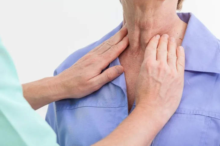 Bệnh Basedow: Nguyên nhân, biến chứng và cách phòng ngừa - Ảnh 1.