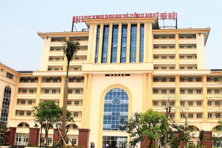 Trường Đại học Kinh doanh và Công nghệ Hà Nội tuyển sinh đại học hình thức vừa làm vừa học - Ảnh 1.