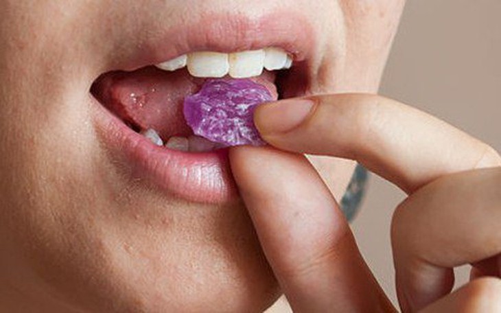 Răng đổi màu và những lưu ý khi tẩy trắng răng
