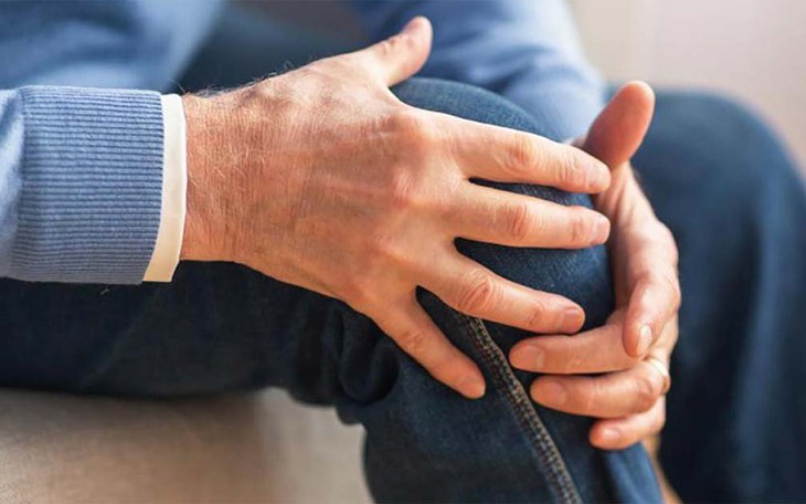 Hiện tượng cứng khớp khi trời lạnh: Nguyên nhân và cách phòng ngừa