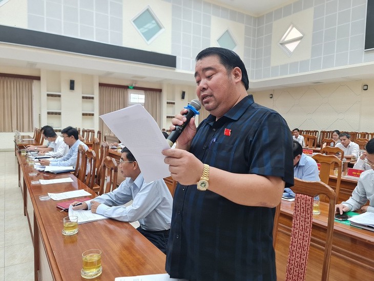 Vụ nữ nhân viên sân golf bị hành hung: Ông Nguyễn Viết Dũng bị phạt 6,5 triệu đồng - Ảnh 1. Vụ nữ nhân viên sân golf bị hành hung: Ông Nguyễn Viết Dũng bị phạt 6,5 triệu đồng - Ảnh 1.