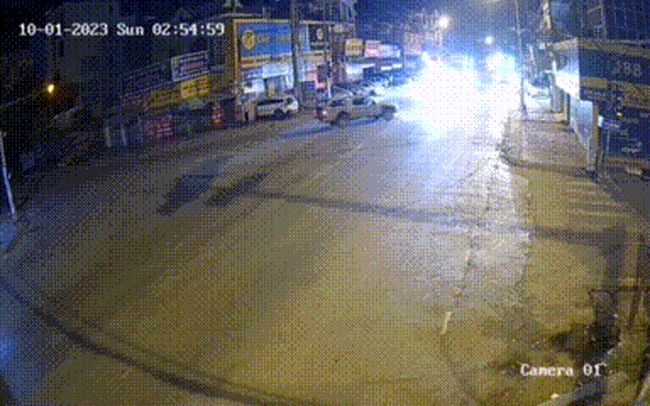 Video ghi lại cảnh ô tô tải gây tai nạn liên hoàn tại Sơn La