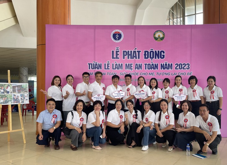 Nâng cao nhận thức, thay đổi hành vi trong chăm sóc bà mẹ và trẻ nhỏ vùng dân tộc thiểu số miền núi - Ảnh 8. Nâng cao nhận thức, thay đổi hành vi trong chăm sóc bà mẹ và trẻ nhỏ vùng dân tộc thiểu số miền núi - Ảnh 8.