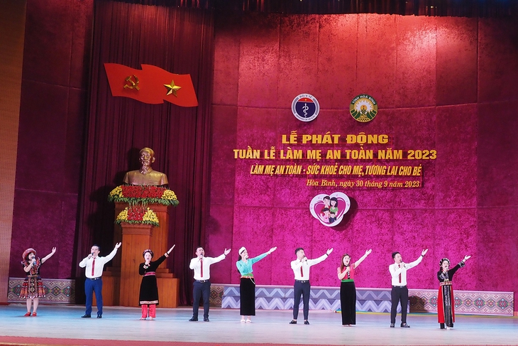 Nâng cao nhận thức, thay đổi hành vi trong chăm sóc bà mẹ và trẻ nhỏ vùng dân tộc thiểu số miền núi - Ảnh 5. Nâng cao nhận thức, thay đổi hành vi trong chăm sóc bà mẹ và trẻ nhỏ vùng dân tộc thiểu số miền núi - Ảnh 5.