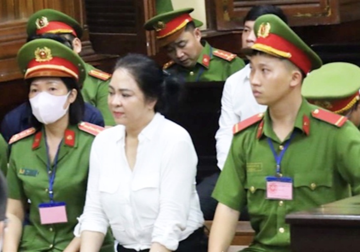 Chính thức không kháng cáo, bà Phương Hằng còn phải ngồi tù bao lâu? - Ảnh 1.
