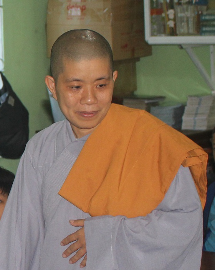 Sư cô giàu lòng nhân ái - Ảnh 4.