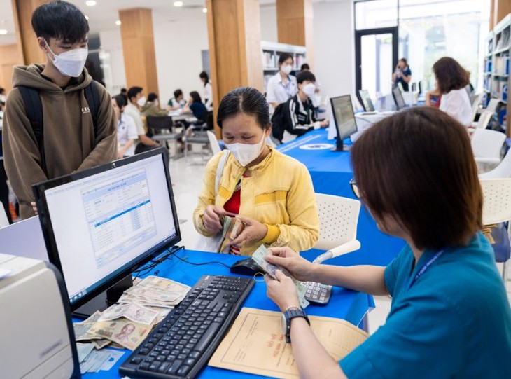 Thêm trường đại học công bố học phí tạm thu năm học 2023-2024 - Ảnh 1.