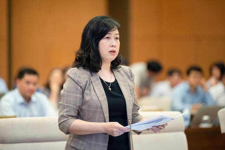 Bộ trưởng Đào Hồng Lan: 'Việc rà soát, bổ sung vào danh mục thuốc BHYT là việc định kỳ, thường xuyên' - Ảnh 2. Bộ trưởng Đào Hồng Lan: 'Việc rà soát, bổ sung vào danh mục thuốc BHYT là việc định kỳ, thường xuyên' - Ảnh 2.